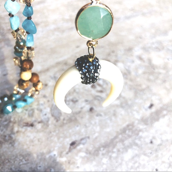 *LAST ONE* NEW IVORY Crescent Moon Boho Necklace - Picture 7 of 13